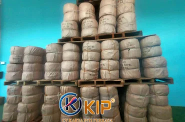 Stok tali tambang di gudang